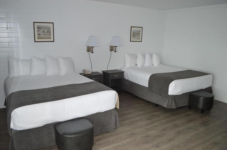 Driftwood Inn Sechelt Dış mekan fotoğraf